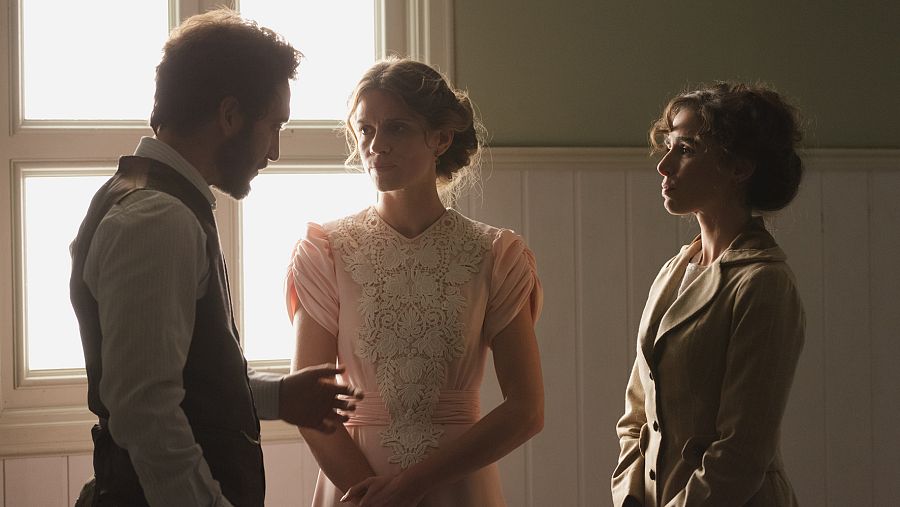 Capítulo 400 - Blanca y Cristóbal