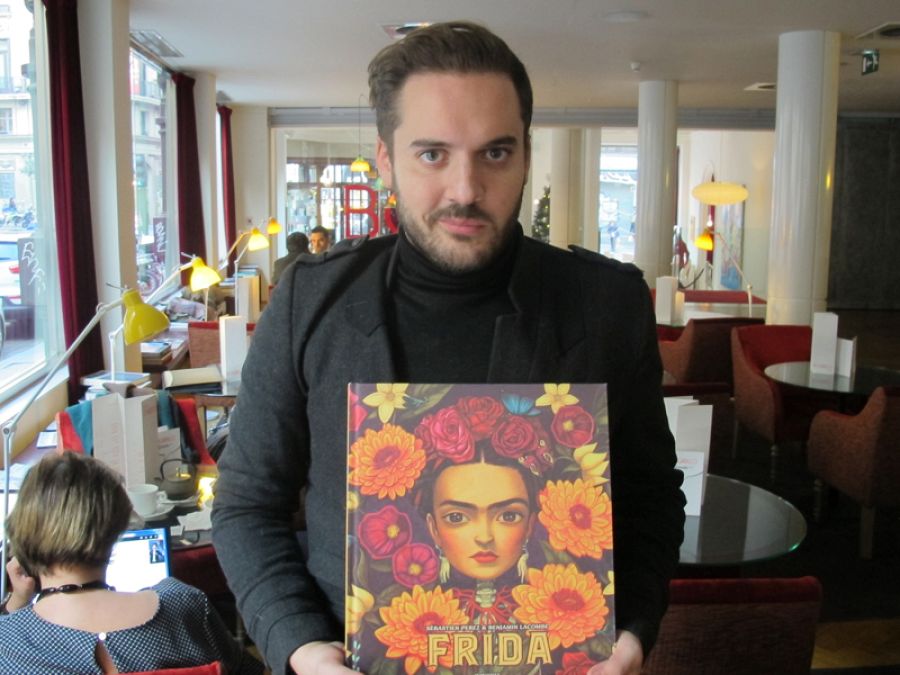 Benjamin Lacombe presentando 'Frida' en Madrid