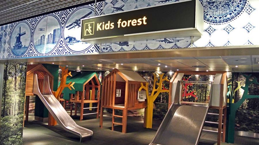 Parque infantil en el aeropuerto de Ámsterdam