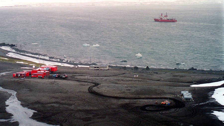 Imagen de archivo de la Base Antártica Española Juan Carlos I, inaugurada en enero de 1988.