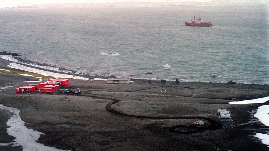Imagen de archivo de la Base Antártica Española Juan Carlos I, inaugurada en enero de 1988.