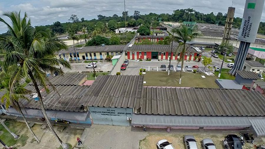 Un motín en el Complejo Penitenciario Anísio Jobim ha dejado docenas de muertos.