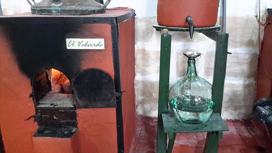 Alambiques centernarios cerca del Puerto de Santa María