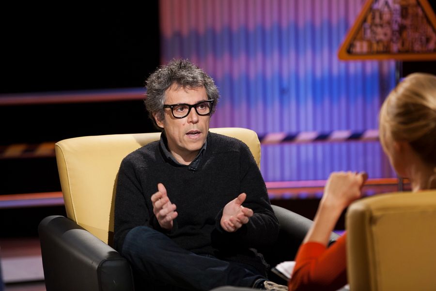 El músico gallego habla con Cayetana Guillén Cuervo de su último álbum: 