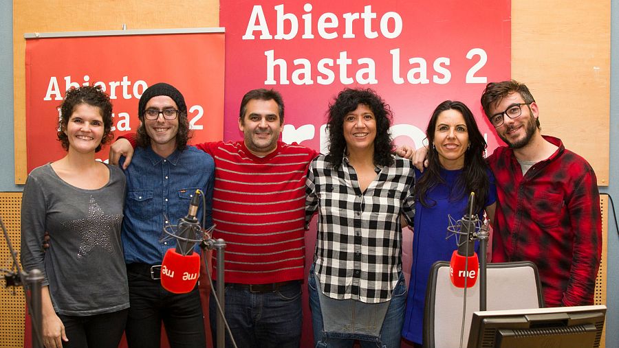 Rosana con Paloma Arranz, Antílopez, Patricia Costa y Manuel Bonilla