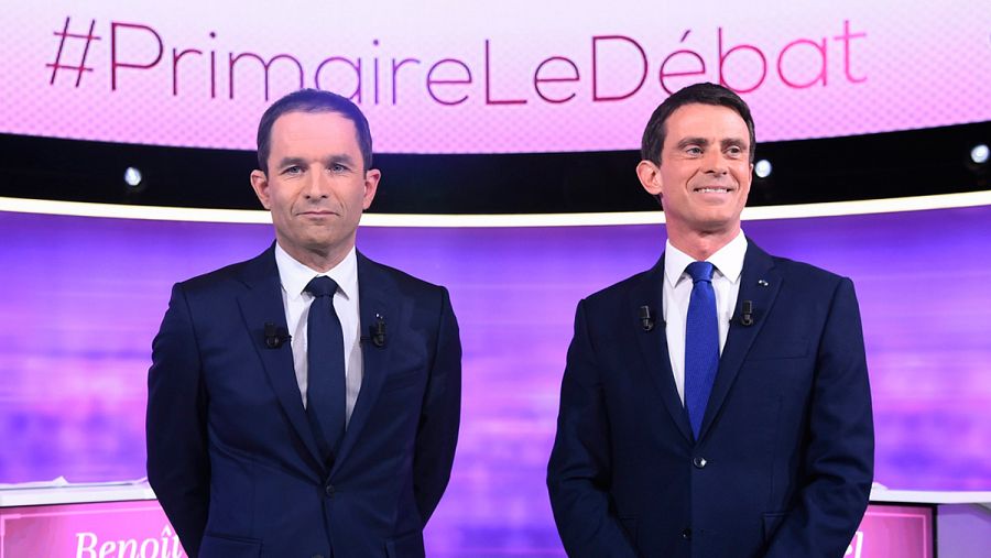 Los candidatos de la izquierda francesa para las elecciones presidenciales de 2017, Benoît Hamon y Manuel Valls.