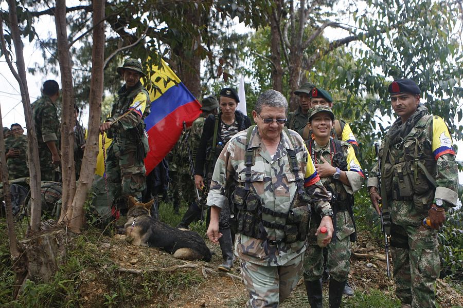 El líder de las FARC Jorge Torres Victoria, alias 'Pablo Catatumbo', lidera una de las columnas hacia las zonas de desmovilización