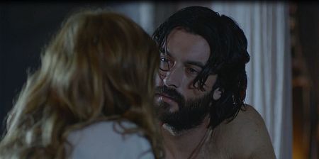 Pedro ha suplantado en el corazón de Elvira a su hermano