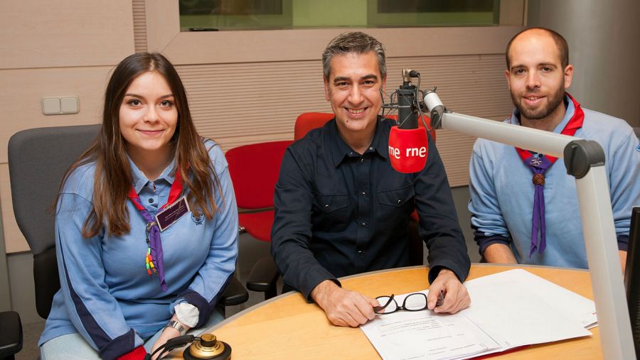 Ana María Aguilar y Raúl Piqueras, con Arturo Martín