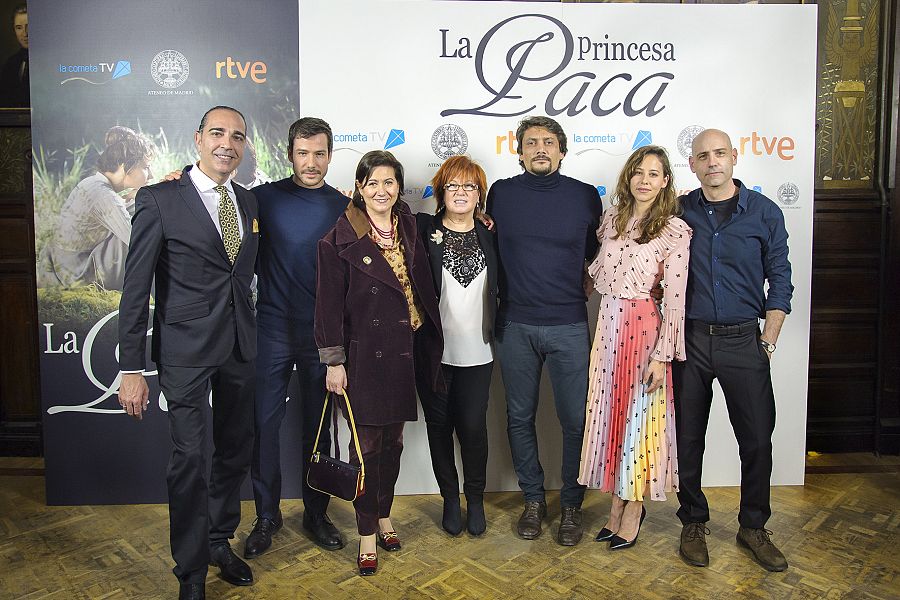 Manuel Francisco Reina, Alejandro Albarracín, Luisa Martín, Rosa Villacastín, Irene Escolar y Joaquín Llamas