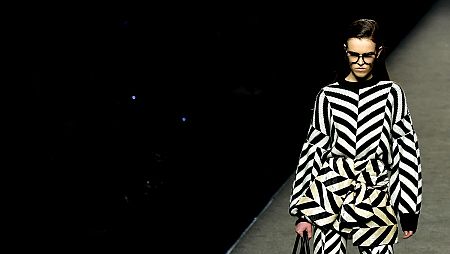 Maya Hansen apuesta por la ausencia de color