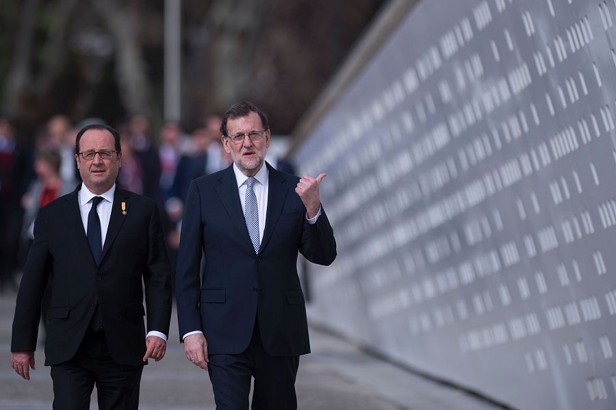 El presidente francés, Francçois Hollande, y el español, Marian Rajoy, en el Centro Pompidou en Málaga.