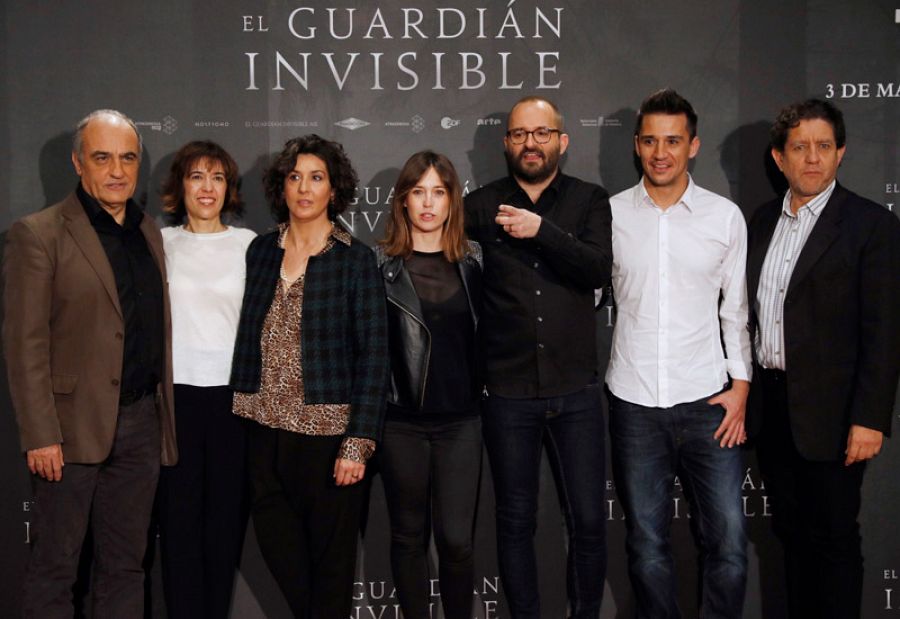 El director y los protagoistas de la película durante la presentación en Madrid