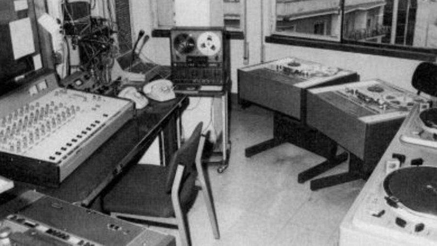 Estudio de radio analógico