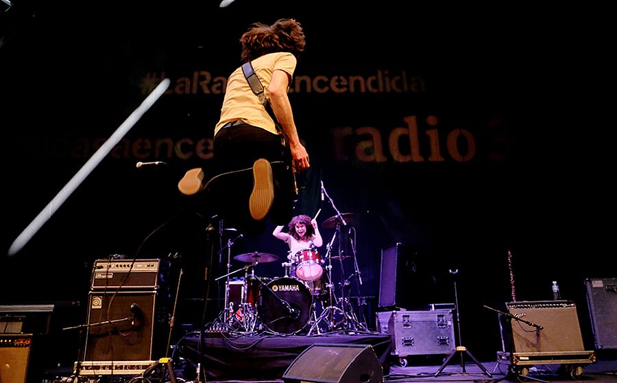Niña Coyote y ChicoTornado durante 'La Radio Encendida' de 2016