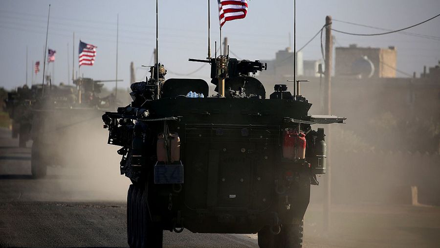 Convoy de fuerzas de EE.UU. cerca de la localidad de Yalanli, junto a la ciudad siria de Manbij
