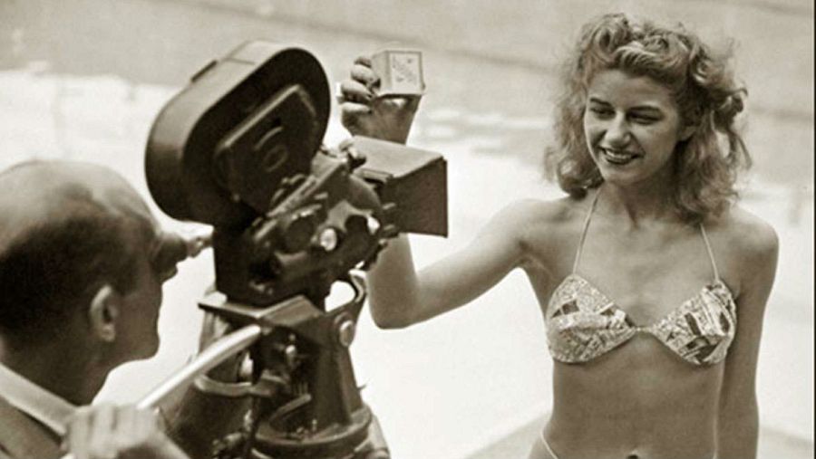 Primera modelo que mostró el bikini al público