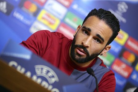 El defensa francés del Sevilla Adil Rami.