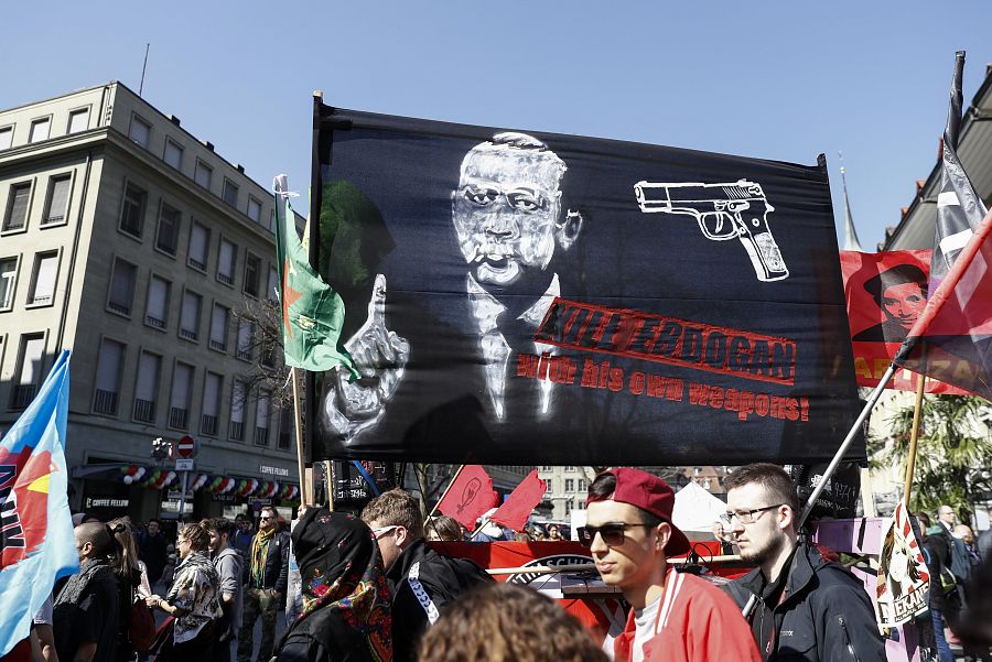 Protesta contra Erdogan en Berna