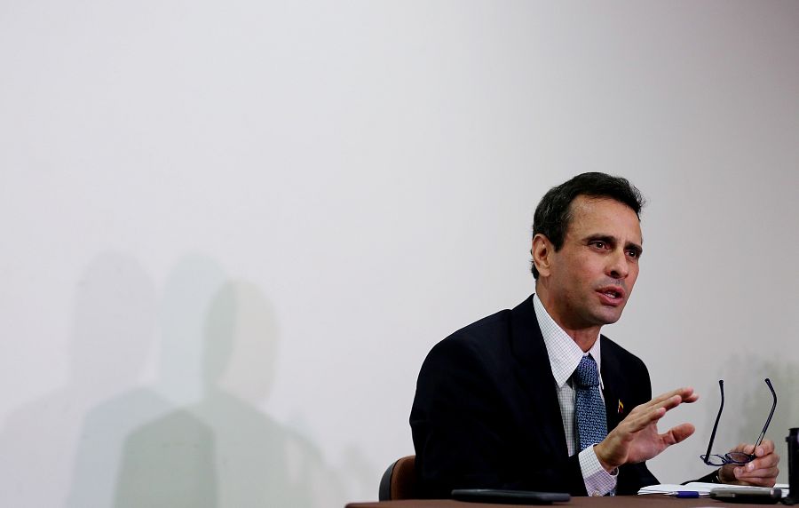 El gobernador de Miranda y líder de la oposición venezolana, Henrique Capriles, en Bogotá