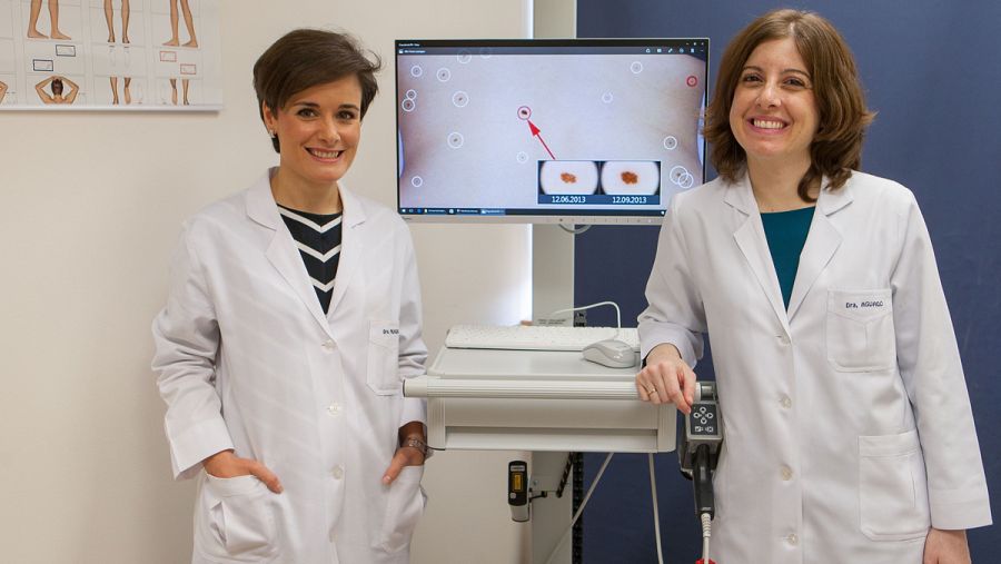 Las doctoras Irene Palacios (izquierda) y Leyre Aguado.