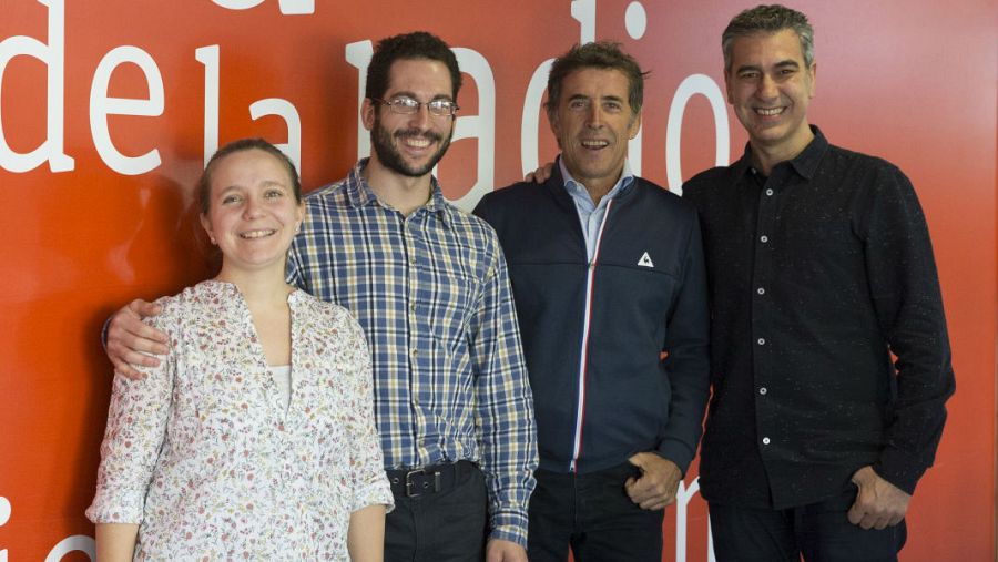 Daniel Escobero, junto a su mujer Ana Espinosa, Pedro Delgado y Arturo Martín