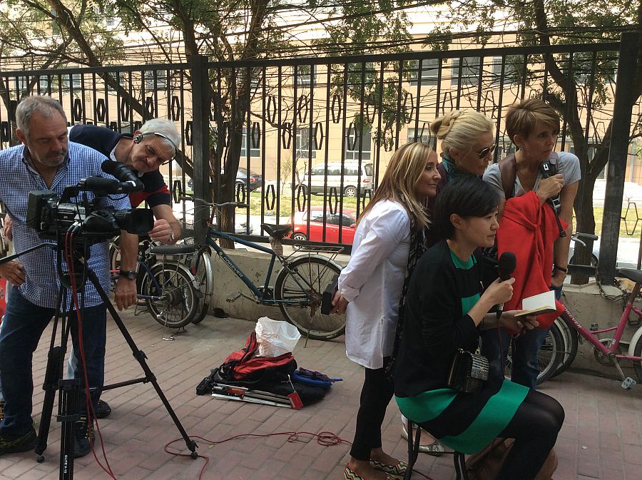 La serie documental entrevista a mujeres que padecen o han sifrido cáncer de mama