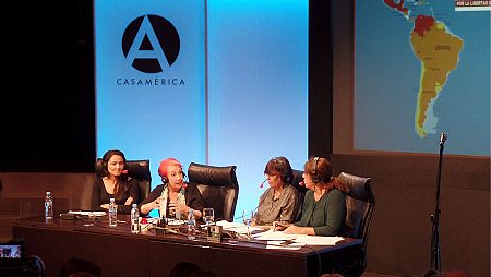 Mayte Carrasco y Rosa Mª Calaf, juntas por la libertad de prensa