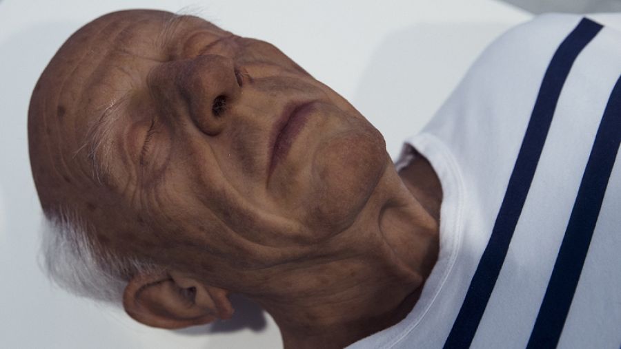 EL CADÃ¿VER DE PICASSO EN UNA ESCULTURA HIPERREALISTA EN MÃ¿LAGA