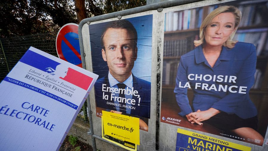 Imagen de los carteles de campaña de los dos candidatos al Elíseo.