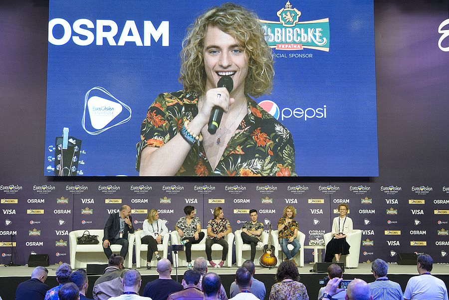 Manel durante la rueda de prensa