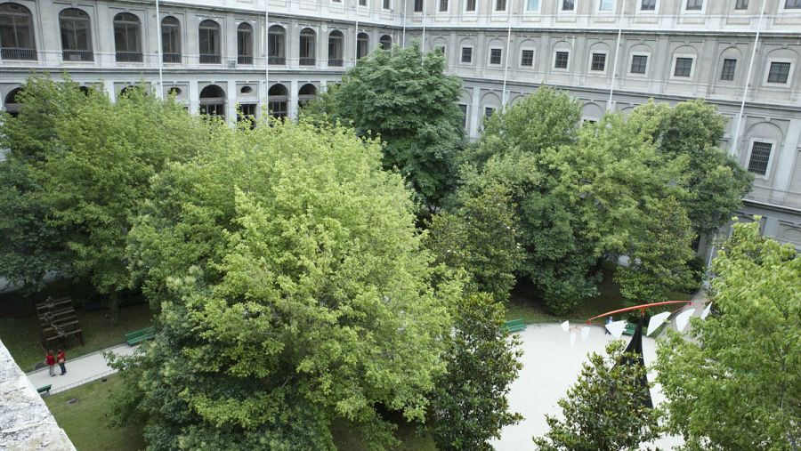 Desde las 20 horas los Djs de Radio 3 te estarán esperando en el jardín del edificio Sabatini del Museo Reina Sofía