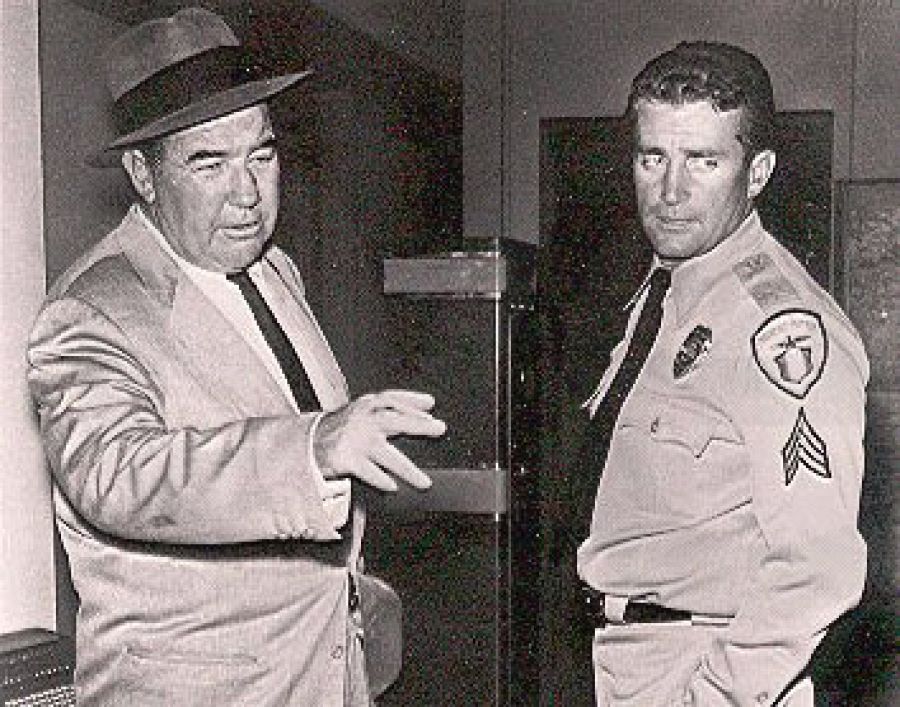 Imatge dels protagonistes de la primera sèrie extrangera emesa a televisió 