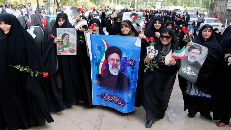 Imagen de los seguidores del candidato conservador Raisí