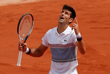 Djokovic celebra su victoria ante Granollers.