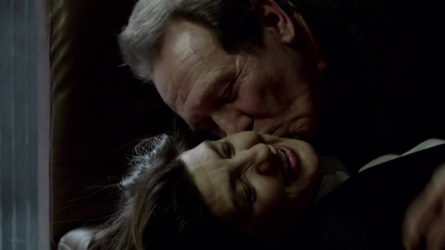 Marisa y Ernesto se lían en mitad de una misión