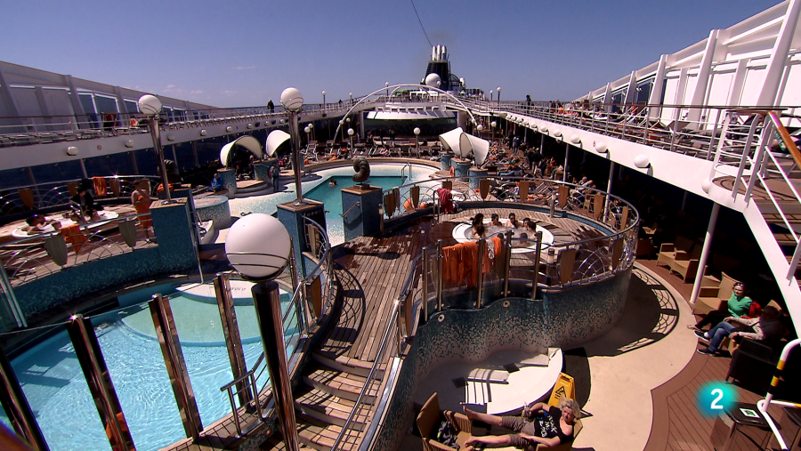 Cinc dies a...Creuer Orchestra