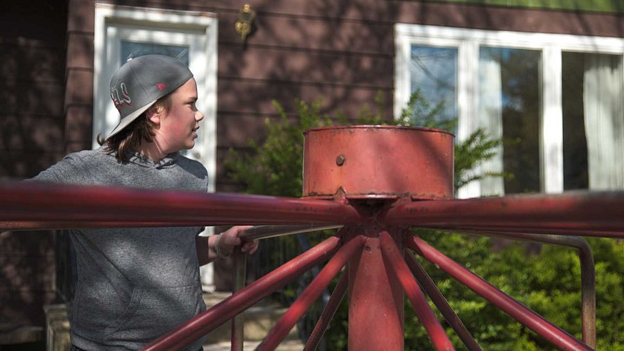 niño adicto al porno, rehabilitado