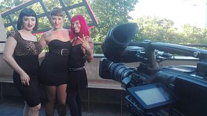 Les artistes convidades d'enguany al Festival Burlesque han estat la italiana Scarlett Martini, Sil de Castro i Chiqui Martí