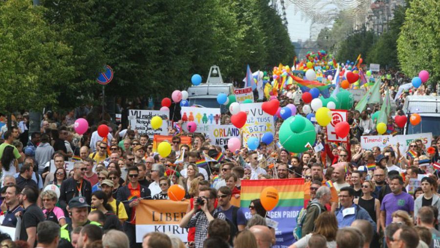 Calles de Madrid durante el Orgullo LGTB