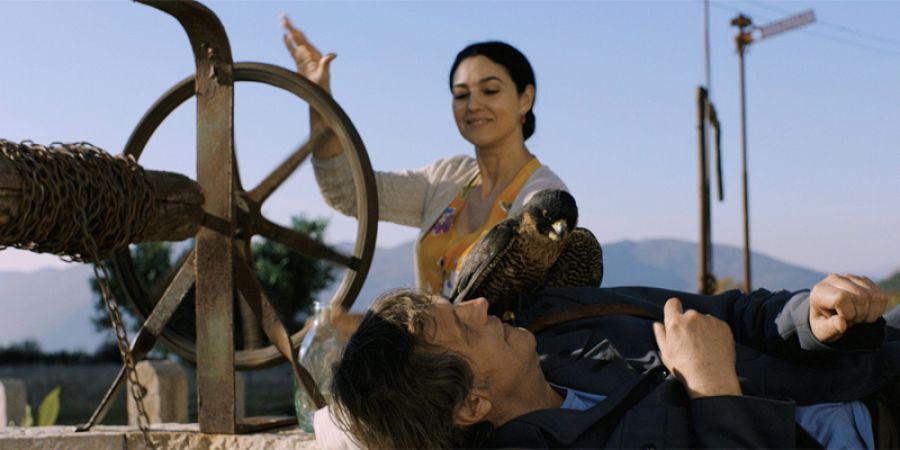 Monica Bellucci y Emir Kusturica en una escena de la película