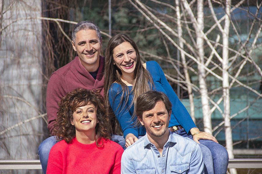 Españoles en el mundo - 'Españoles en el mundo'  recorre 18.000 Km hacia Nueva Caledonia, primer destino de su nueva temporada en La 1