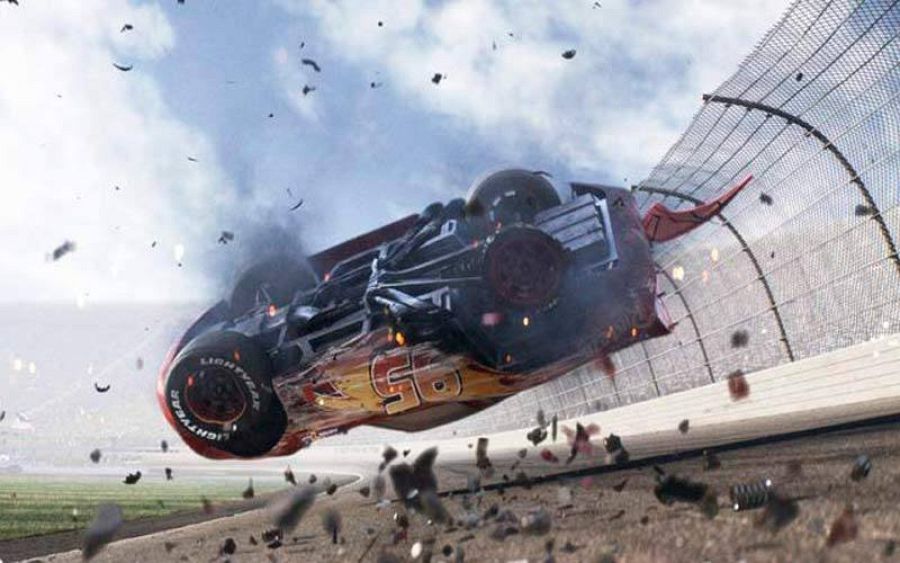 Rayo McQueen sufrirá un accidente espectaular