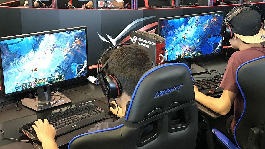 Zona de competición de TLP e-Sports