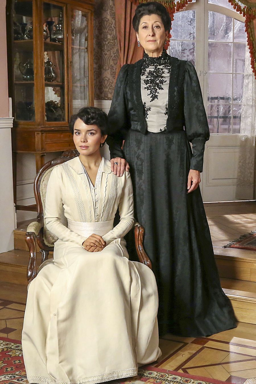 Blanca es la hija que Úrsula ha mantenido oculta durante años