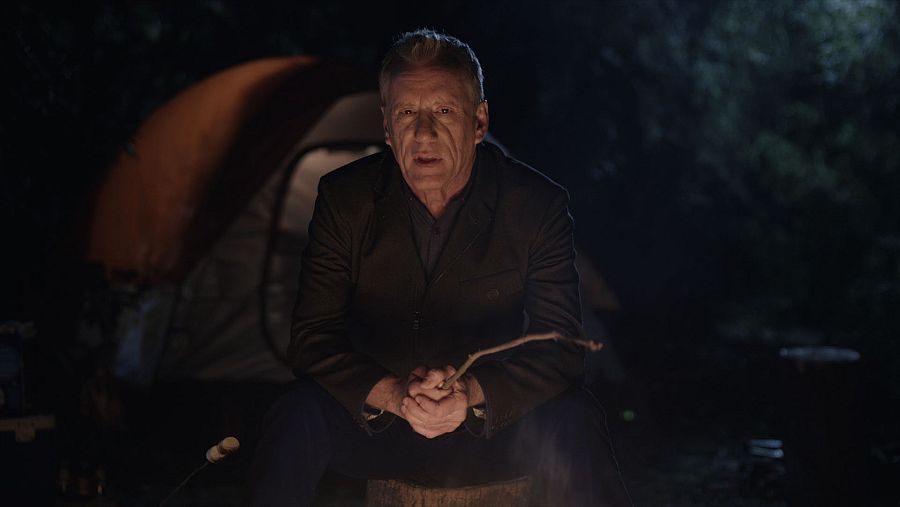 James Woods, de Science Channel, nos acompaña en un recorrido por las ciencias de la neurología, la biología, la ingeniería genética la física teórica