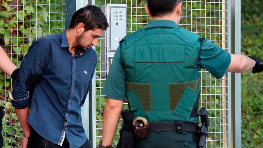 Mohamed Aallaa, de 27 años, uno de los cuatro detenidos por el doble atentado en Cataluña