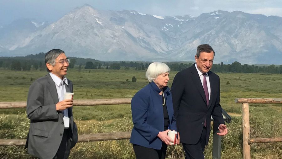 Los gobernadores de los bancos centrales de Japón, EE.UU. y la Unión Europea