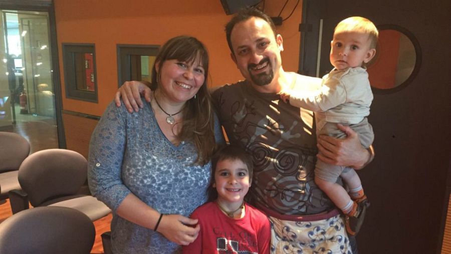 La familia Jánima inicia su vuelta al mundo