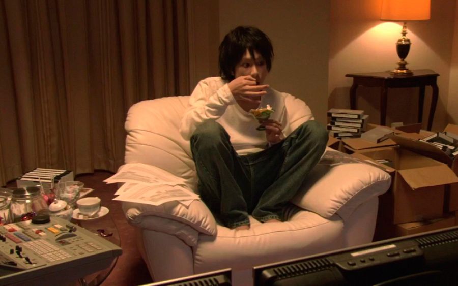 El enigmátifco detective 